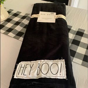 Rae Dunn “Hey Boo” Blanket